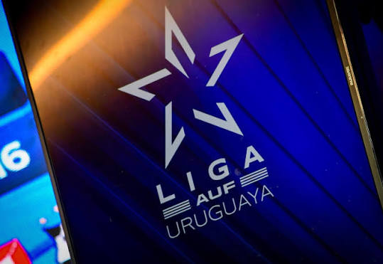 Pronósticos de Fútbol Análisis, Tendencias y Consejos para Apostar Pronósticos de Fútbol Análisis, Tendencias y Consejos para Apostar